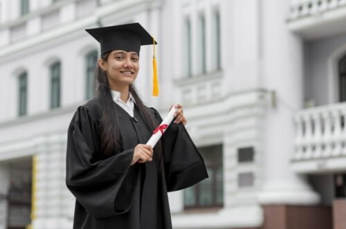 How to Excel in Management Studies?